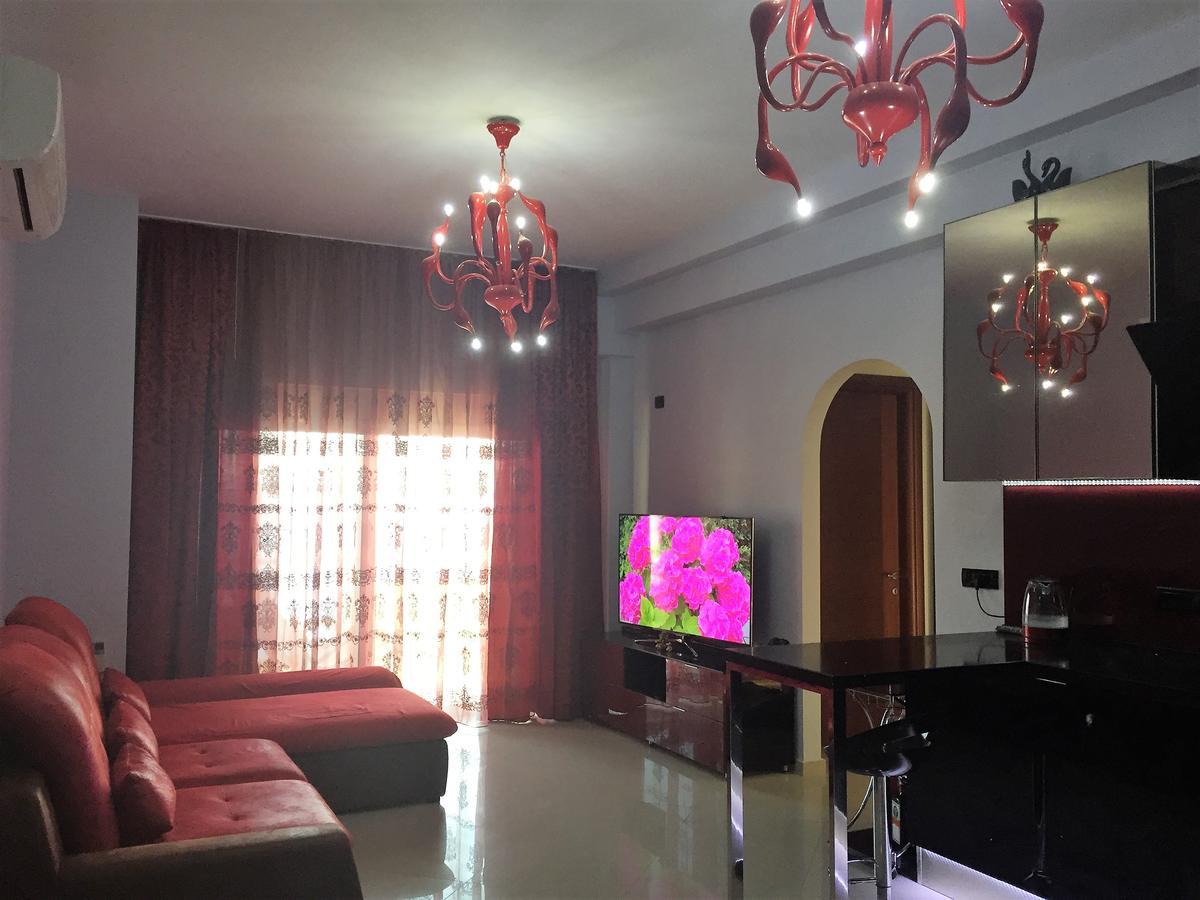 Royal King And Queen Apartment For Luxury Life Sarandë Exteriör bild