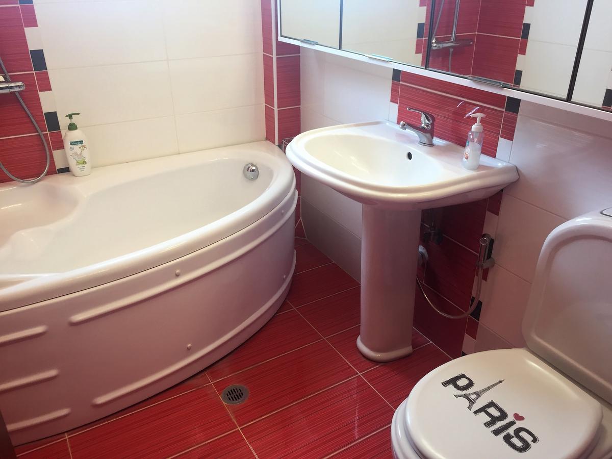Royal King And Queen Apartment For Luxury Life Sarandë Exteriör bild
